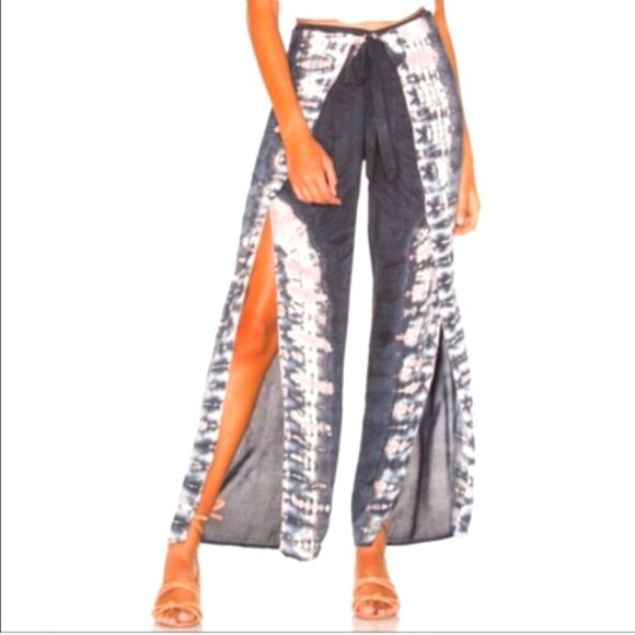 Young Fabulous & Broke YFB Tie Dye Split Wide Leg Pants M - Picture 1 of 6
